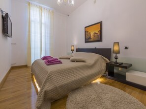 1 chambre, coffres-forts dans les chambres, fer et planche à repasser