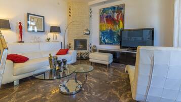 Living room | DVD player