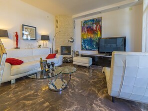 リビングルーム | DVD プレーヤー