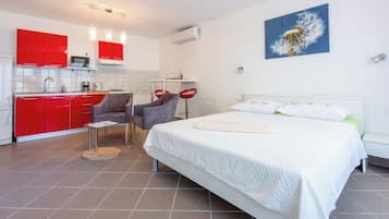 Studio (A2) | 2 Schlafzimmer, kostenloses WLAN, Bettwäsche