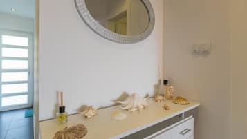 Badezimmerausstattung