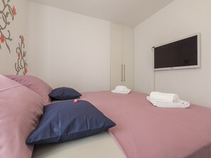 1 chambre, Wi-Fi gratuit, draps fournis
