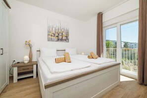 4 bedrooms, iron/ironing board, free WiFi - Apartments San (Crikvenica)