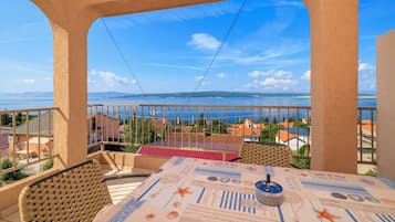 Apartment (A2) | Water view