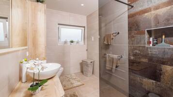 Apartment (A3) | Bathroom | Shower