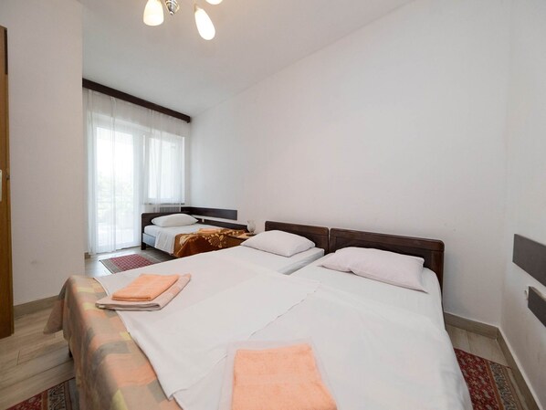 4 habitaciones y wifi gratis 