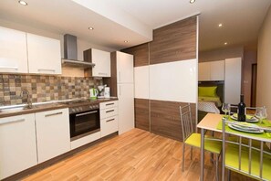 Studio (A7) | Eigene Küche