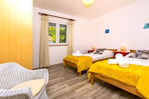 Iron/ironing board, free WiFi - Apartment Nikola (Solta)