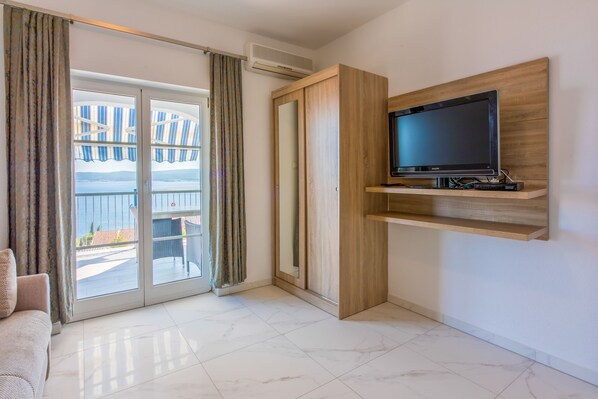 Living room | TV