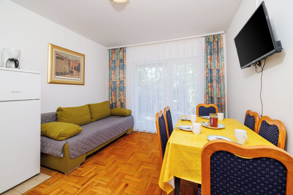 Apartment (A1) | Speisen