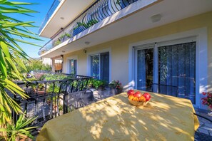 Departamento (A1) | Terraza o patio