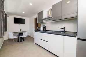 Apartment (A3) | Private kitchen - Apartments Plemmy (Jadranovo)