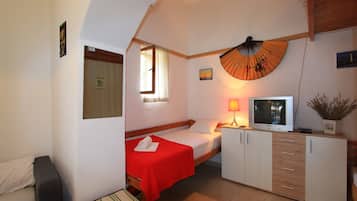 1 bedroom, soundproofing, iron/ironing board, free WiFi