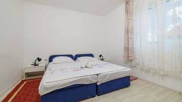Apartment (A1) | 3 bedrooms, free WiFi