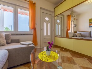 2 bedrooms, free WiFi - House Haus Rosa (Crikvenica)