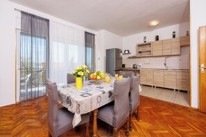 Apartment (A2) | Eigene Küche