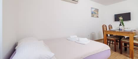Departamento (A1) | 4 habitaciones y wifi gratis