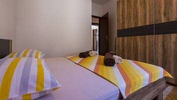 2 habitaciones, wifi gratis y ropa de cama