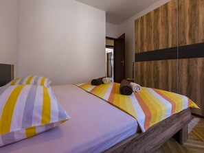 2 bedrooms, free WiFi, bed sheets - Apartments Lilin (Crikvenica)