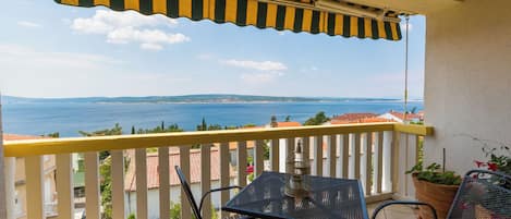 Apartment (A6) | Balcony