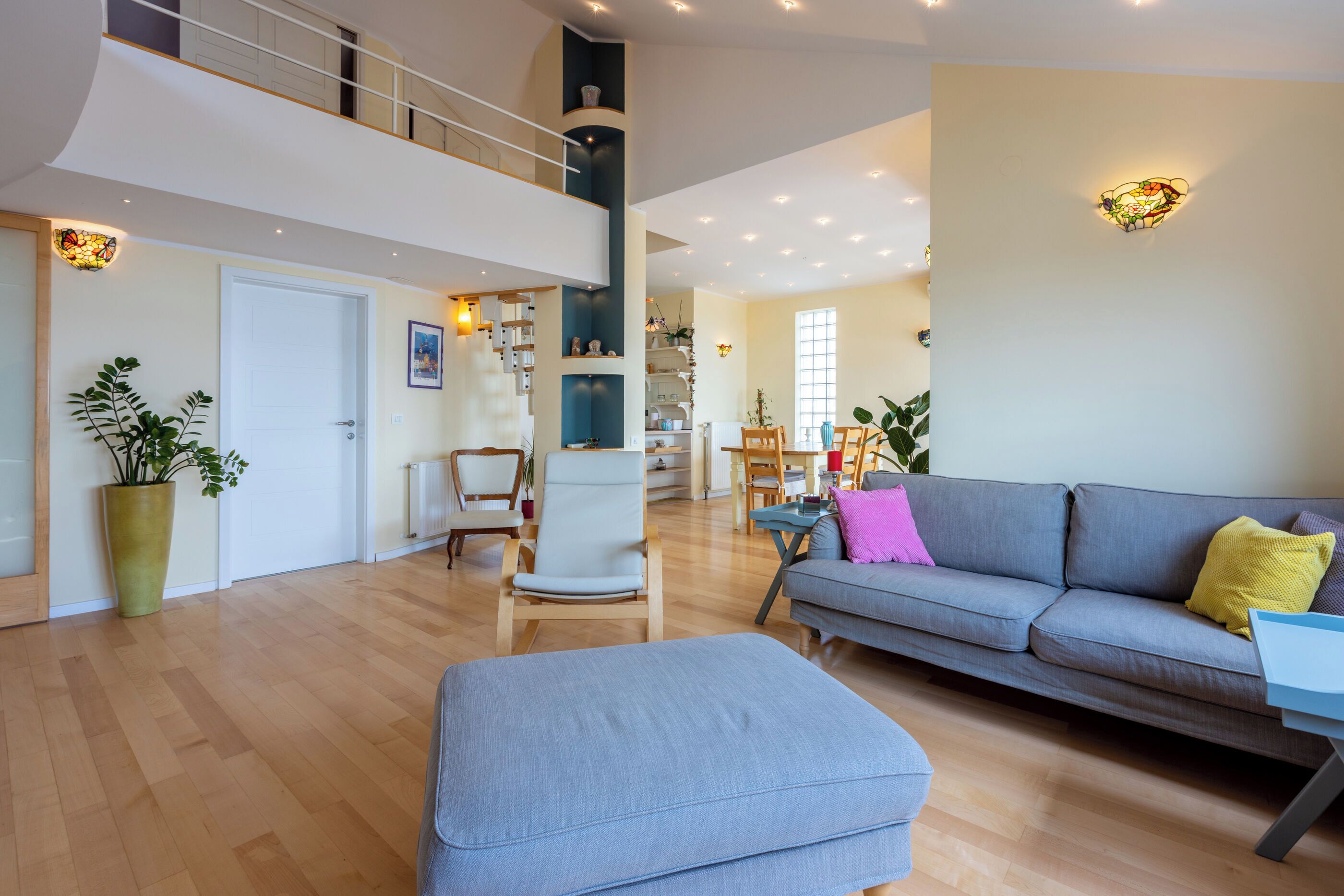 Apartment (A6) | Living room
