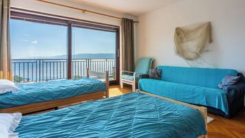 Apartment (A1) | 1 bedroom, iron/ironing board, bed sheets