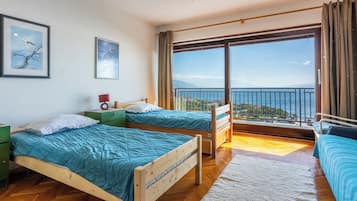 Apartment (A1) | 1 bedroom, iron/ironing board, bed sheets