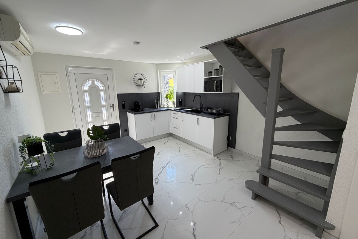 Departamento (A2) | Escaleras