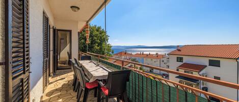 Apartment (A1) | Balkon