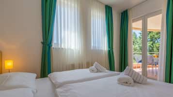 14 bedrooms, free WiFi