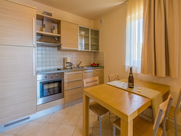 Fridge, oven, stovetop, espresso maker
