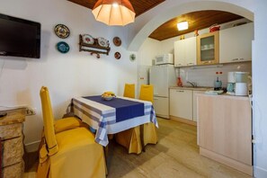 Apartment (A2) | Eigene Küche