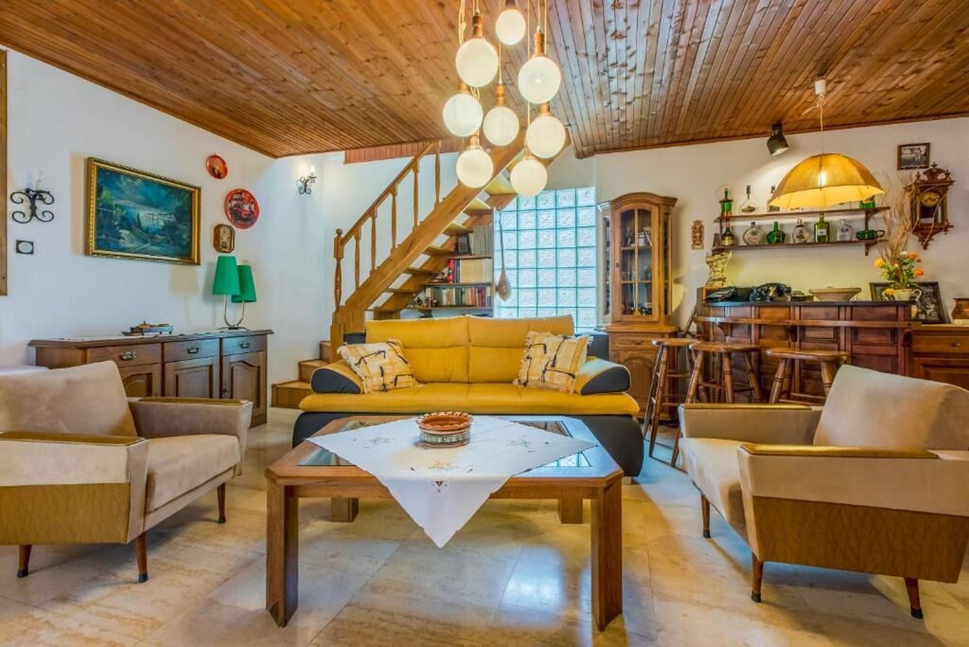 غرفة المعيشة