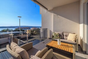Apartment (A1) | Balcony