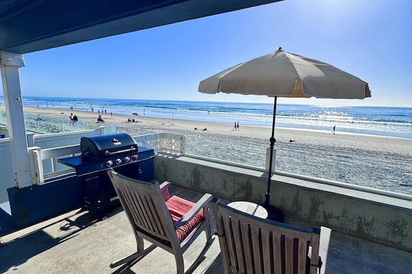 Rockers with movable shade!