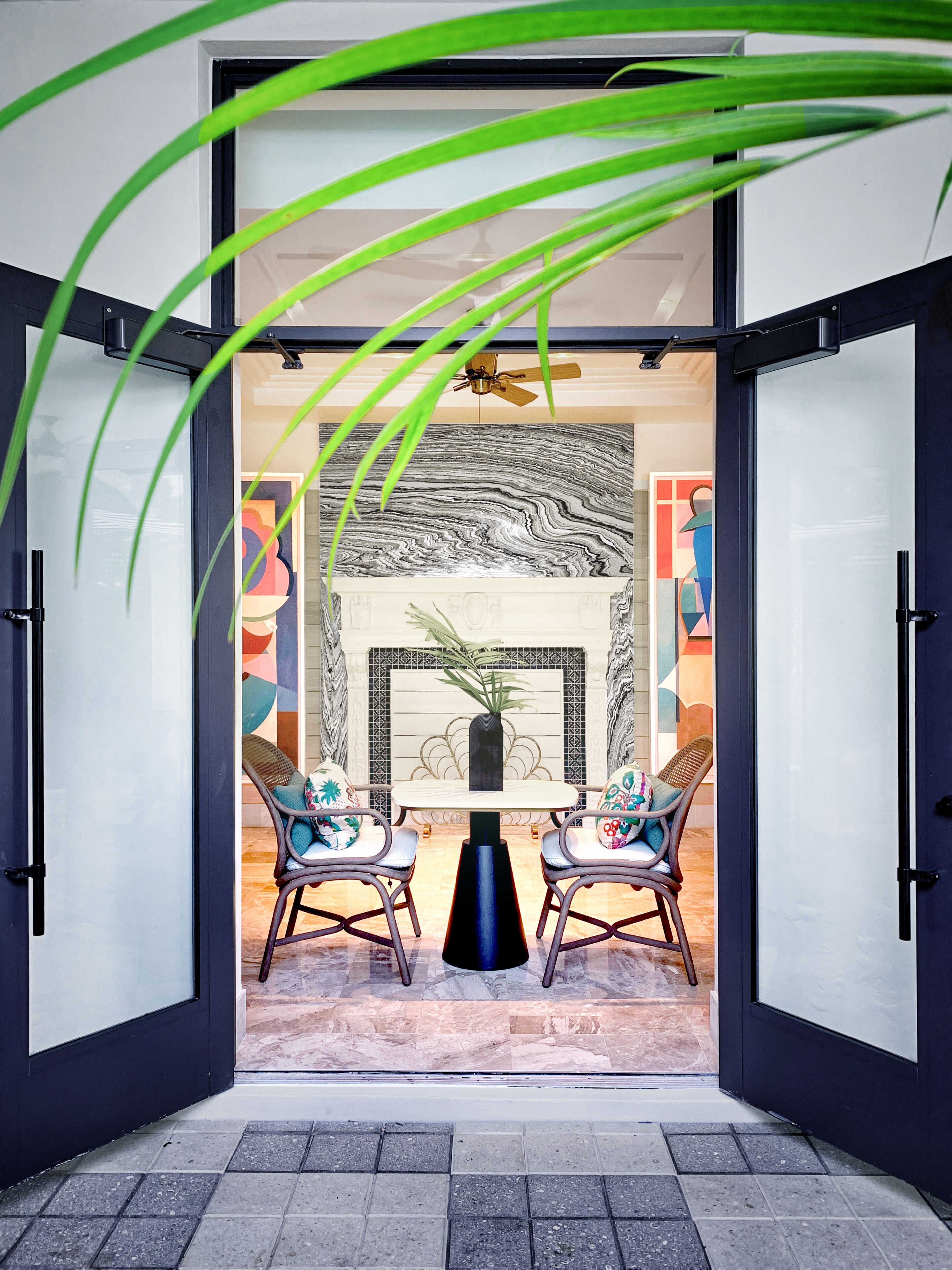 breakfast, lunch, dinner served; fusion cuisine