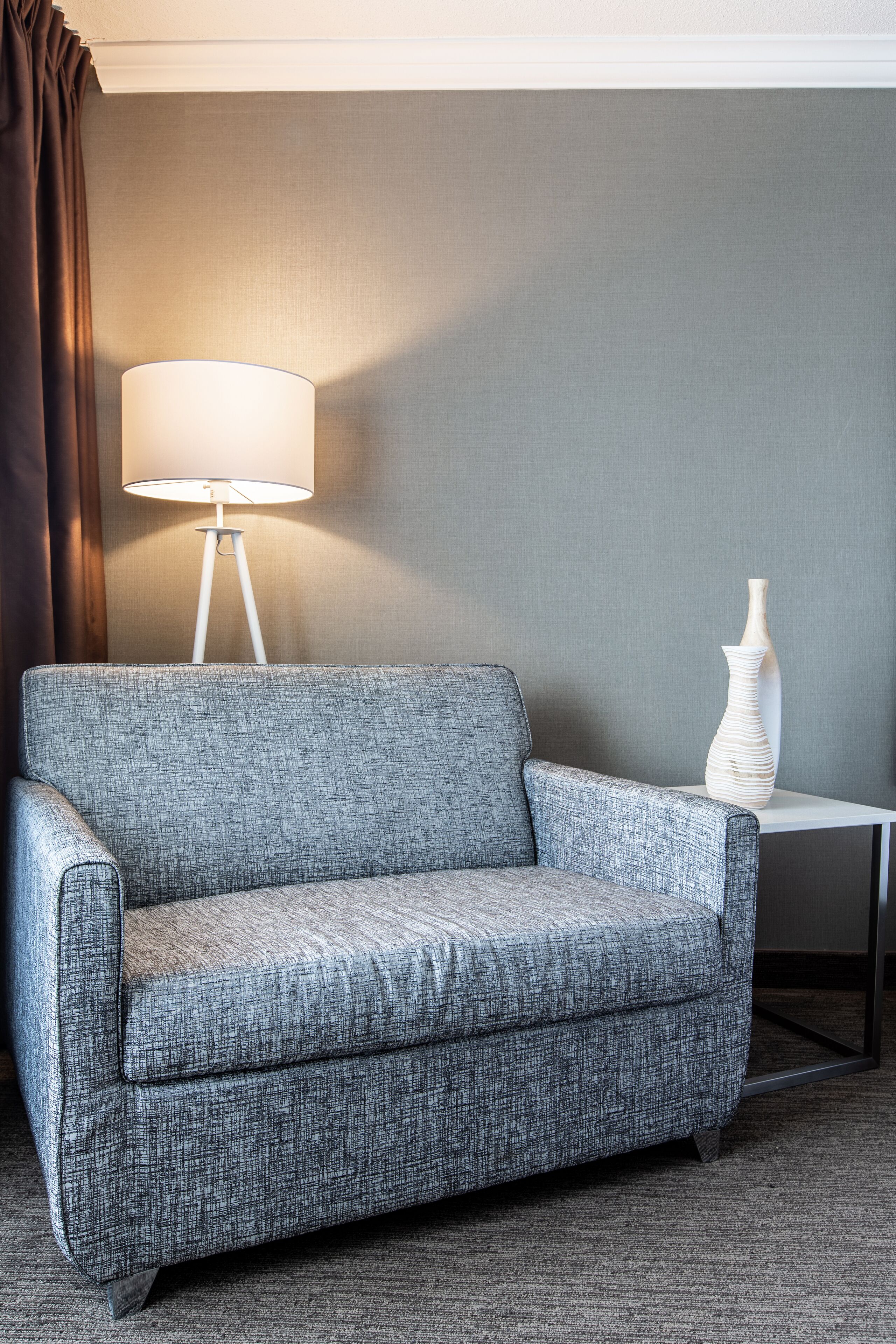 standard room, 1 king bed | pillow-top beds, in-room safe, desk, blackout curtains