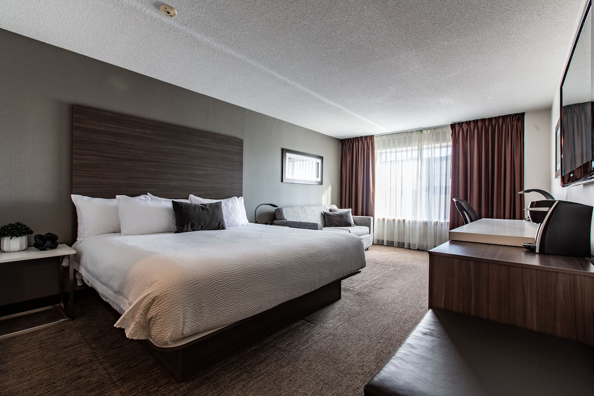 Chambre Deluxe, 1 très grand lit et 1 canapé-lit