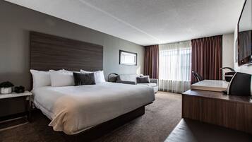 Deluxe Room, 1 King Bed with Sofa bed