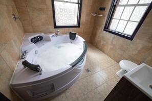 Chambre Double Confort | Salle de bain