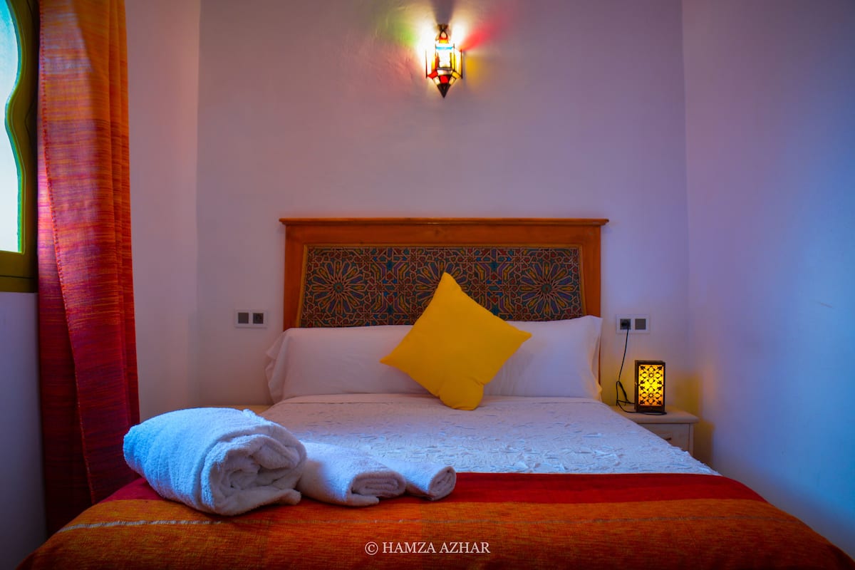 Traditional Double Room | Blackout drapes, iron/ironing board (on request), WiFi (free)