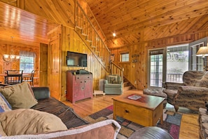 TV, fireplace, DVD player, video library