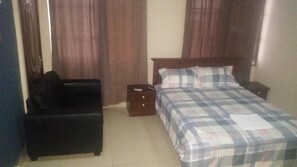 Room - Frime Villa & Guest House (Kwabenya)