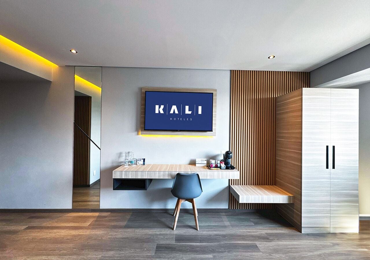 Premier tweepersoonskamer | Een kluis op de kamer, individueel gedecoreerd, individueel gemeubileerd