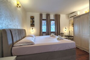 3 chambres, fer et planche à repasser, accès au Wi-Fi (inclus)