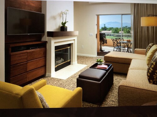 One BR Villa for up to 4. Enjoy Palm Springs lifestyle, Coachella, Indian Wells