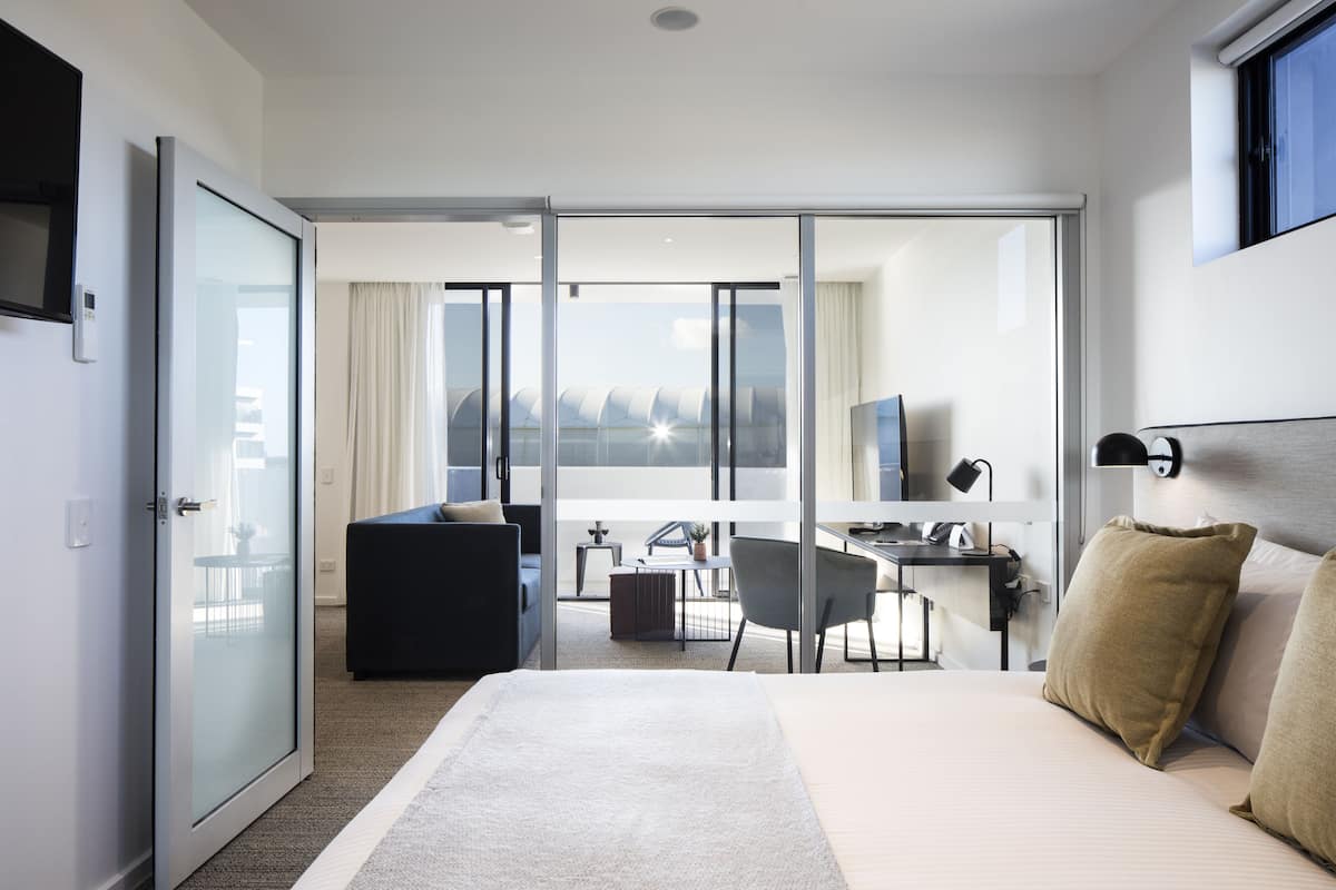 2 bedrooms, premium bedding, pillowtop beds, in-room safe
