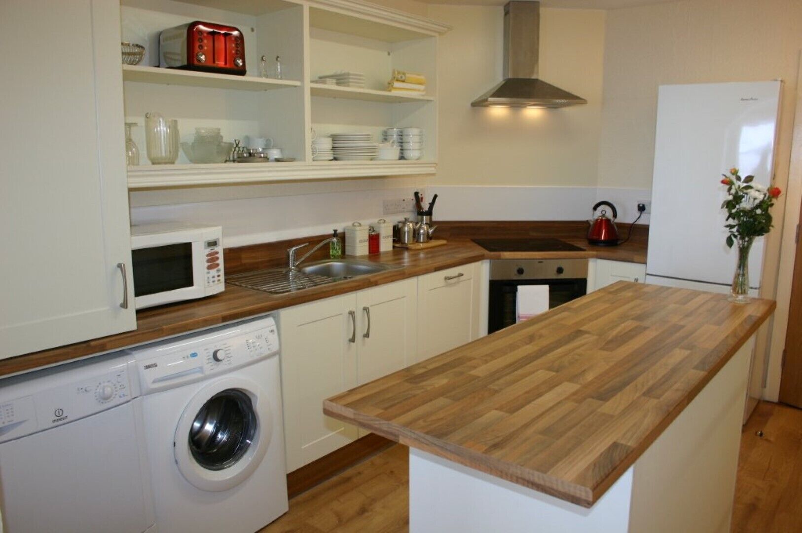 Stunning Views On The Lake