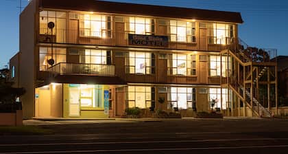 Blue Seas Motel