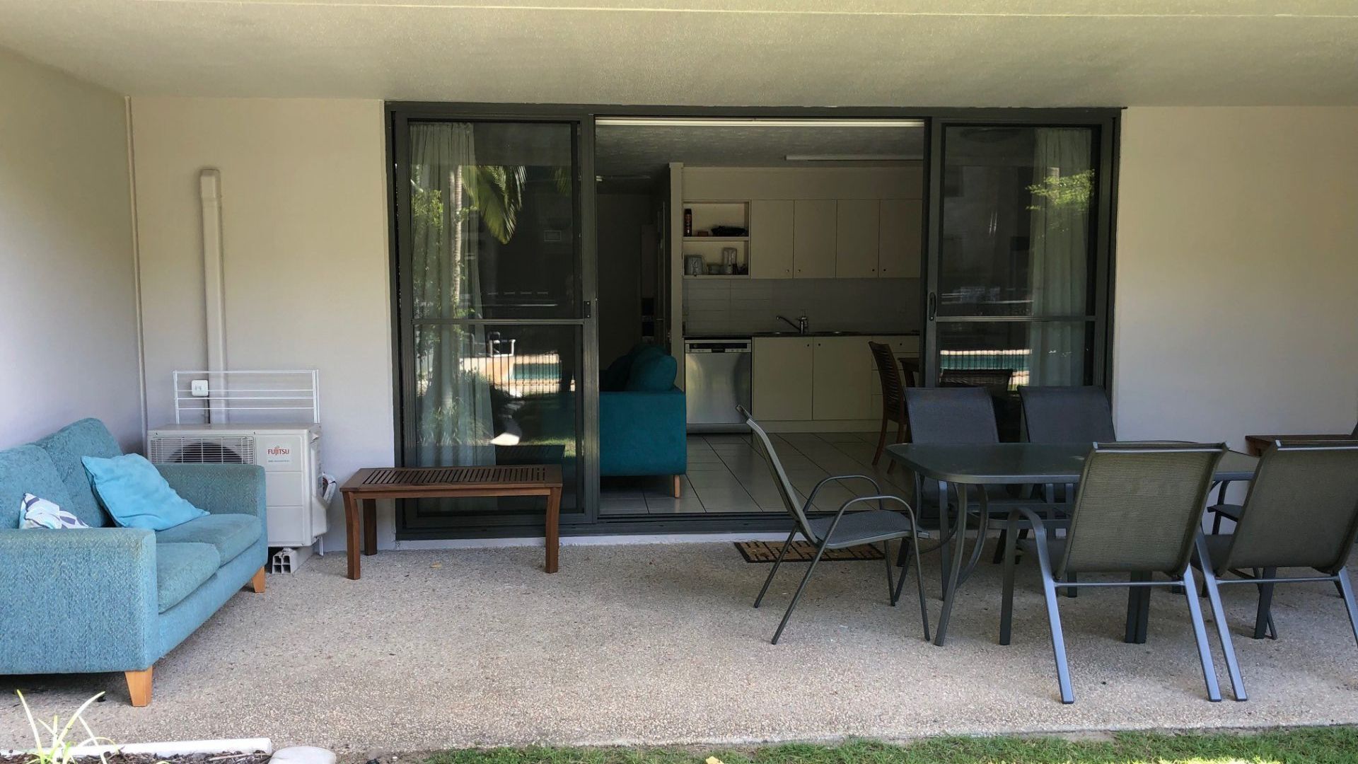 Baden 65 - Rainbow Shores. Overlooking lap pool. Ground Floor. Air Conditioning — image 15